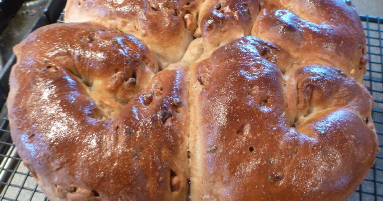 Roquefort & Walnut Bread