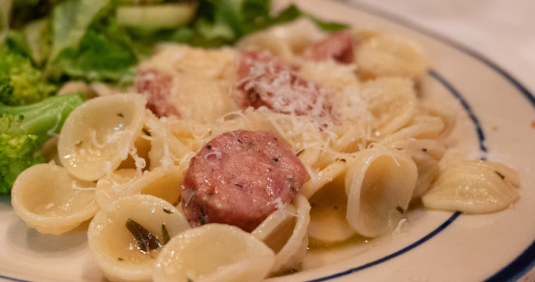 Pasta with Garlic Sauce and Sausage